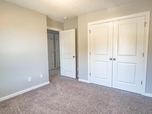 Building Photo - 101 Brighton Landing Dr