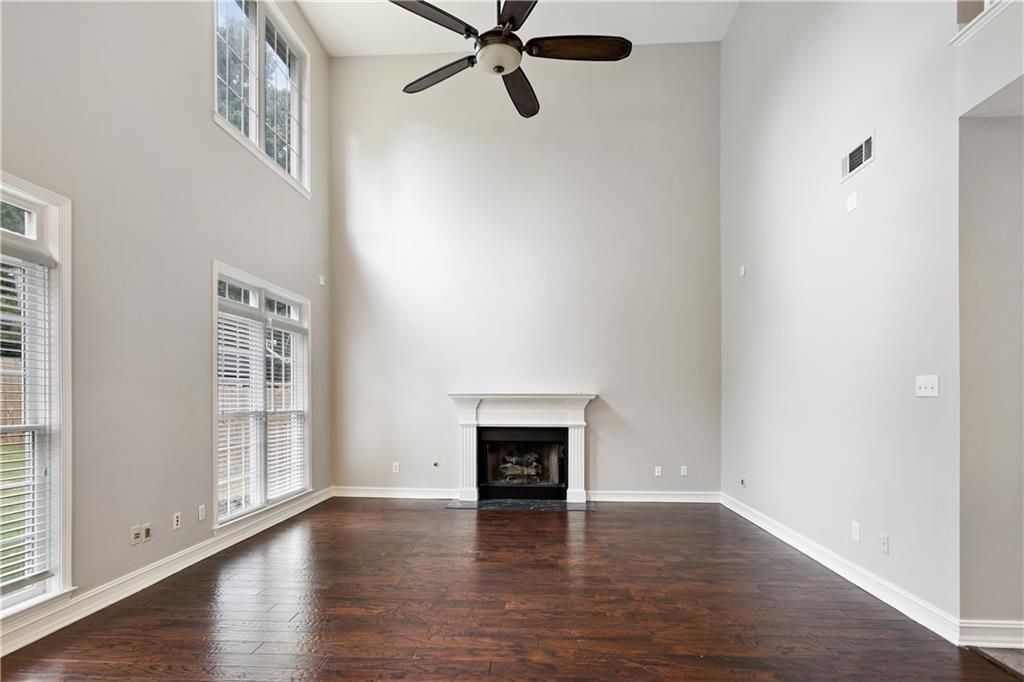 Building Photo - 2065 N Bethany Creek Dr