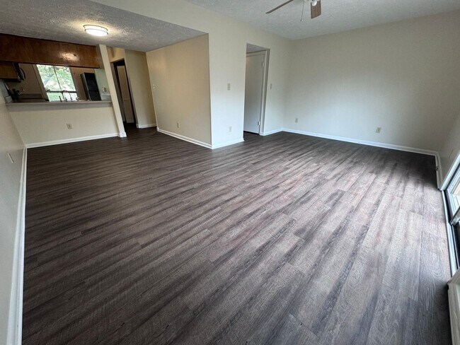 Building Photo - 4603 Dow Ct