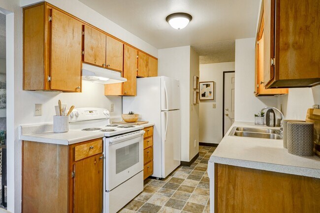 Interior Photo - Cedar Crest Apartments