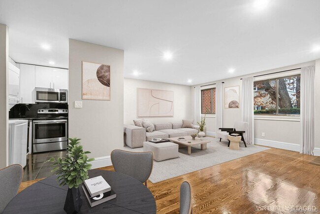 Building Photo - 741 Chestnut St