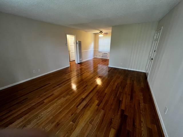 Building Photo - 2.0 bedroom in Monrovia California 91016