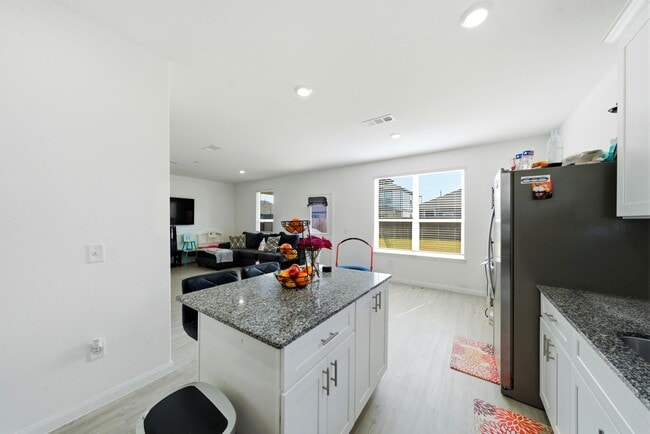 Building Photo - 23531 Autumn Harvester Dr