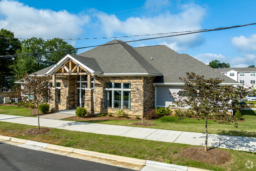 Building Photo - Allora Wallace Park