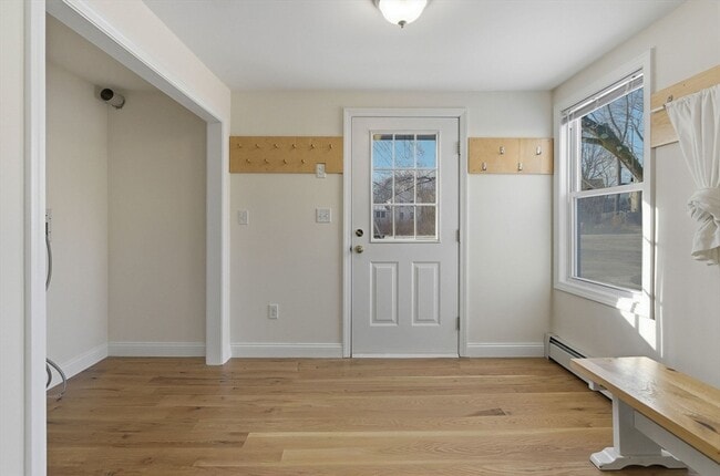 Building Photo - 45R South