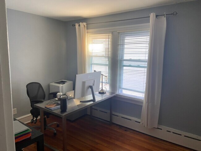 Bedrooom 2 - 2432 E County Line Rd