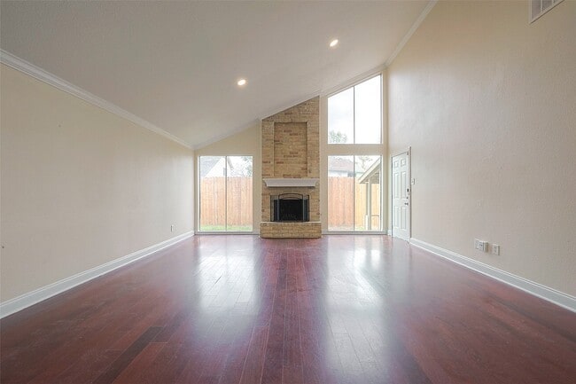 Building Photo - 15910 Tumbling Rapids Dr