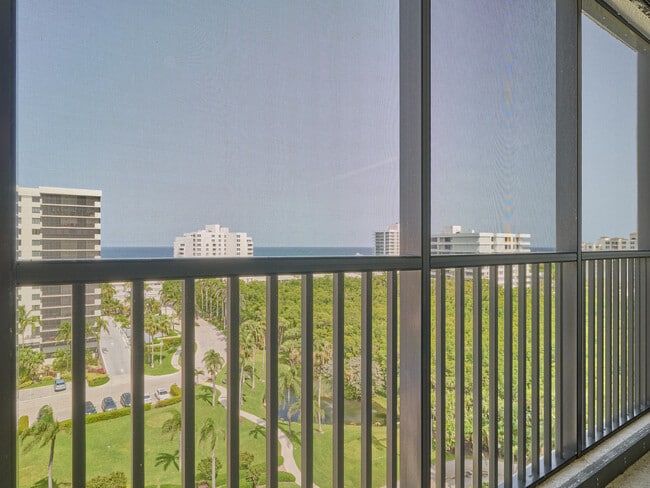 Building Photo - 3420 S Ocean Blvd