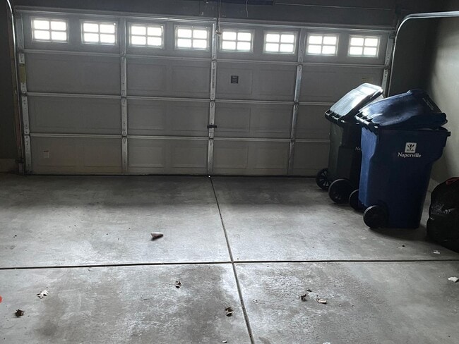 Building Photo - 2755 Blakely Ln