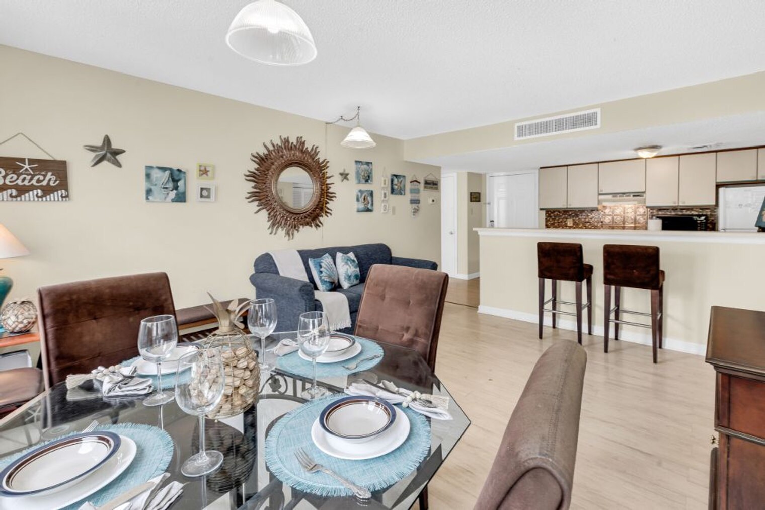 Building Photo - 983 Cayman Ct