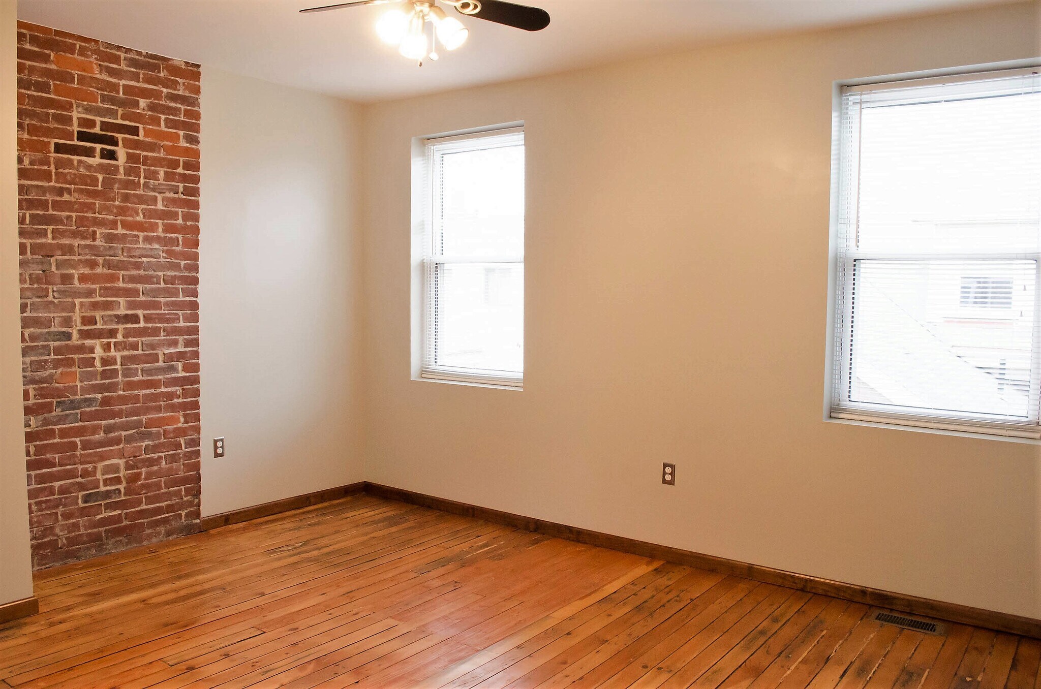 Building Photo - 5133 Kent Way