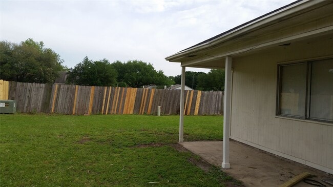 Building Photo - 13316 Firebrick Dr