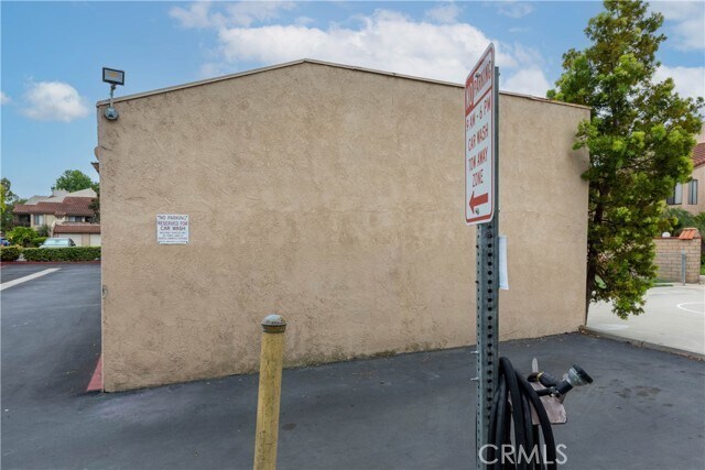 Building Photo - 16542 Blackbeard Ln