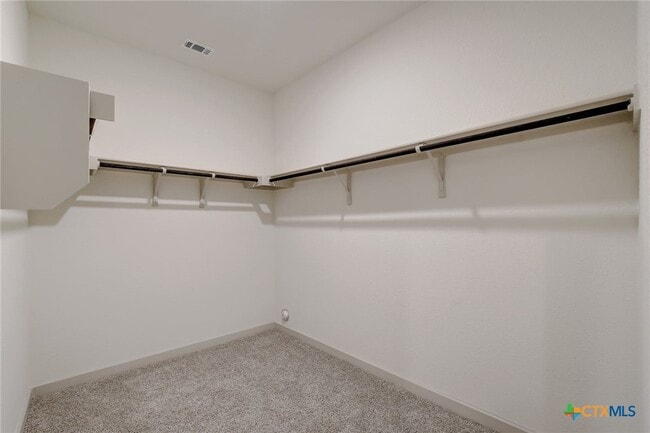 Building Photo - 121 Fairfax Ave