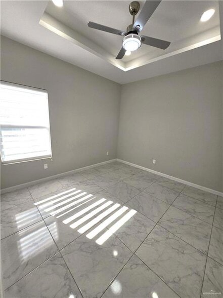 Building Photo - 1018 N Woodson Ave