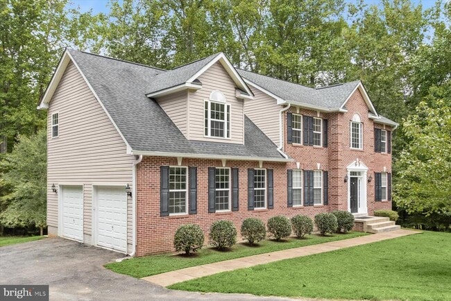 Building Photo - 15900 Tanyard Rd