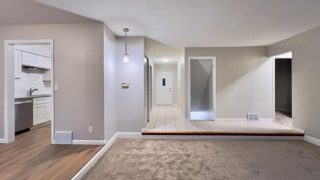 Building Photo - 6649 Homestead Ave Ct S