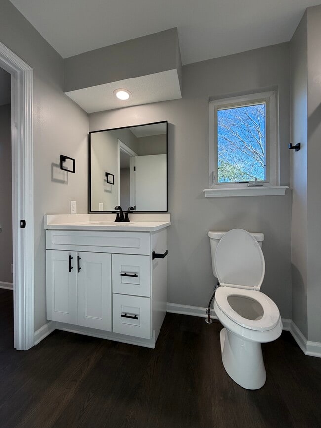 Building Photo - 11631 Garnett St