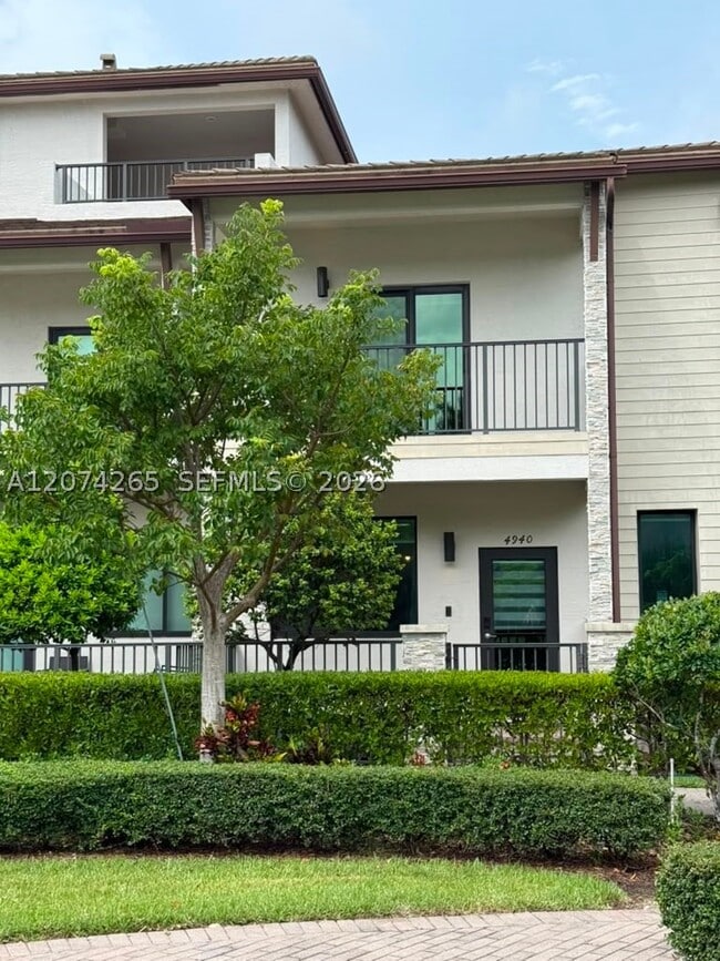 Building Photo - 4940 NW 83rd Path