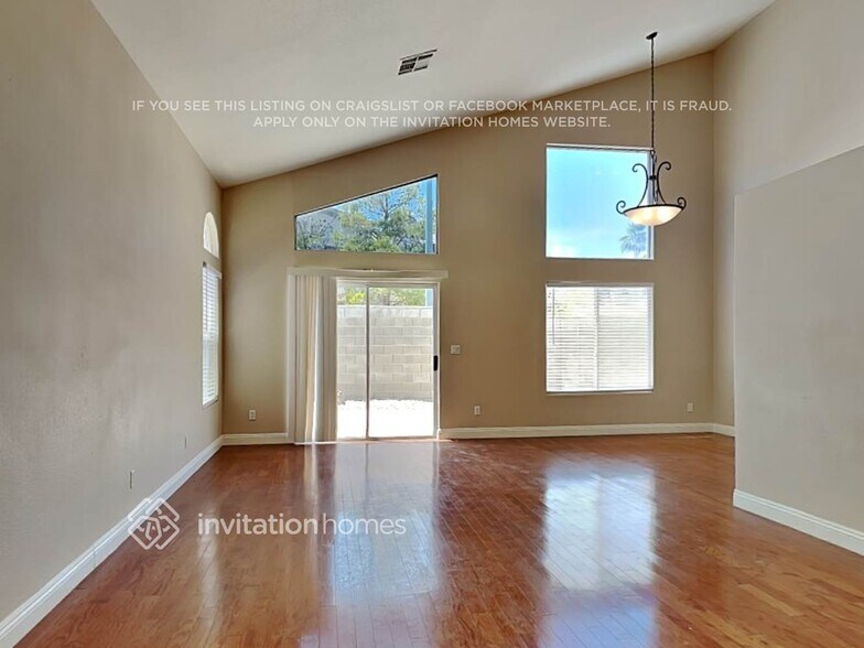 Building Photo - 125 Golf Range St