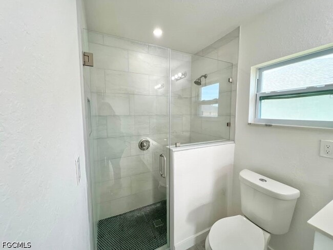 Building Photo - 4622 SW 7th Pl