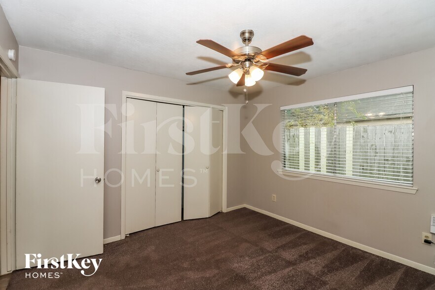 Building Photo - 12426 Sungate Ln