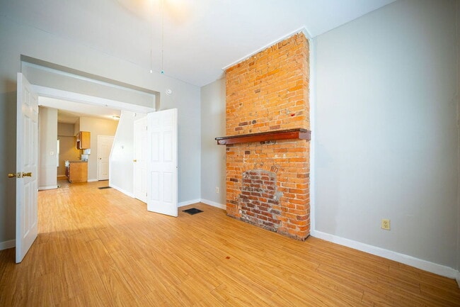 Building Photo - 757 Wager St