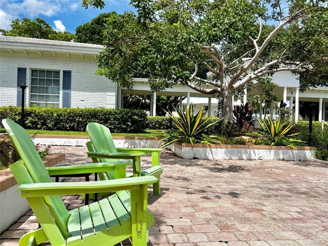 Building Photo - 2271 NE 68th St