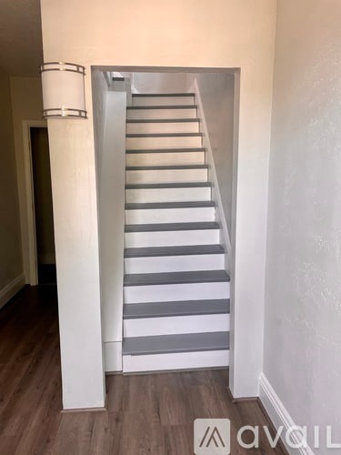 Building Photo - 5 Myrtle St