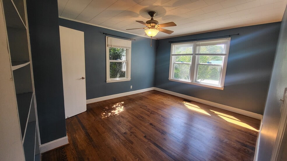 Master bedroom facing front of house - 116 Faw Rowland St