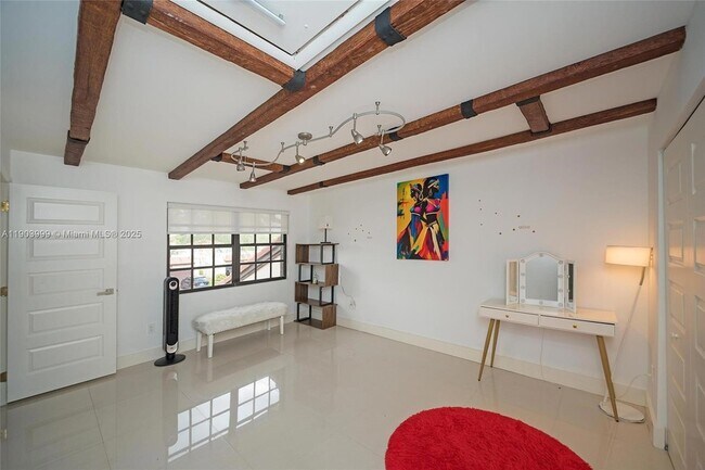 Building Photo - 9318 NW 50th Doral Cir S