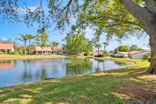 Building Photo - 2637 Sunburst Ct