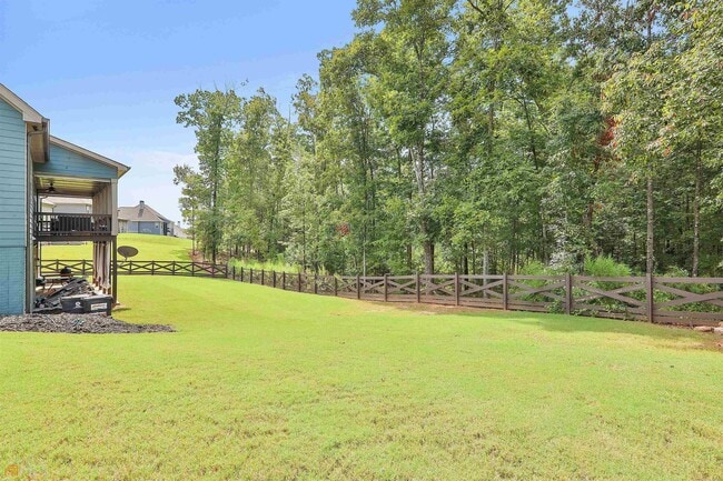 Building Photo - 207 Blue Point Pkwy