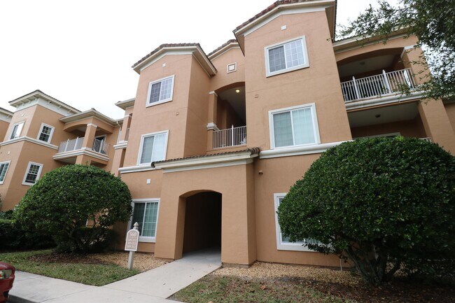 Building Photo - 560 Florida Club Blvd