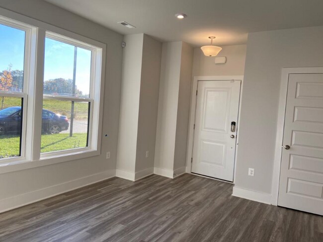 Building Photo - 2759 Acadia Dr
