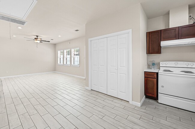 Building Photo - 20603 Marilyn Ln
