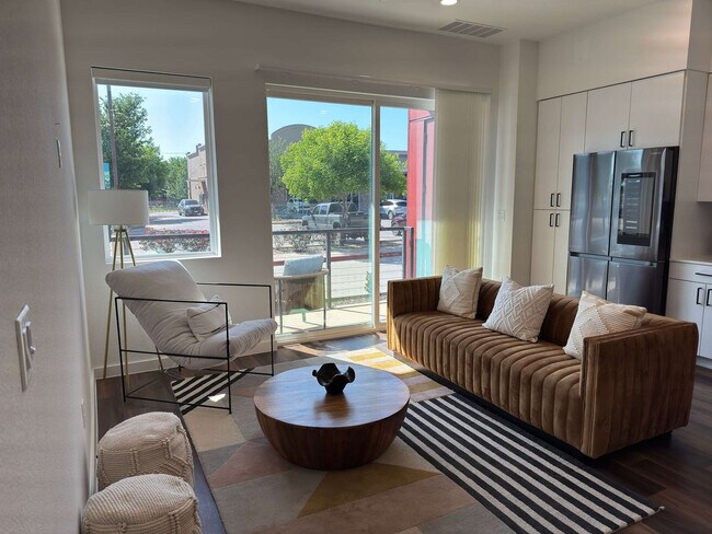 Building Photo - 2165 Gabriels Pl