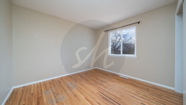 Building Photo - Sunny Ranch Home in Southeast Colorado Springs