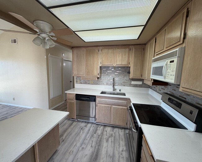 Building Photo - 636 Kumquat Way