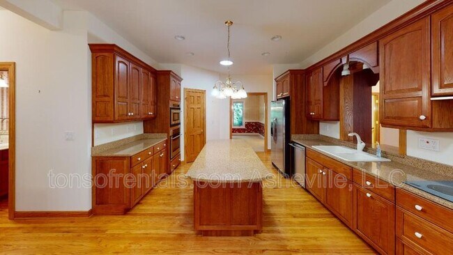 Building Photo - 29 Turkey Roost Ct