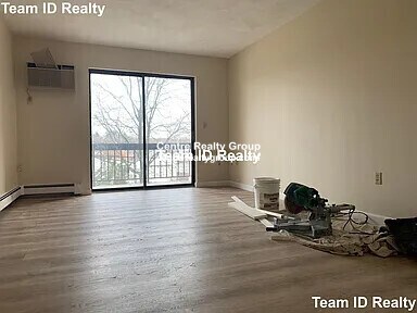 Building Photo - 55 Farwell St