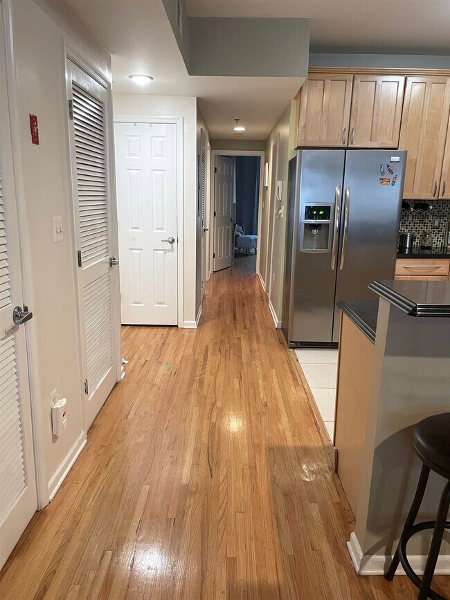 Building Photo - 81 Jefferson St