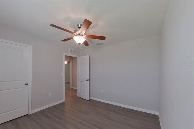 Building Photo - 8641 SW 43rd Ter