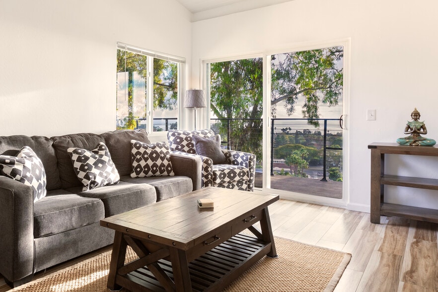 Building Photo - Channel View Apartments