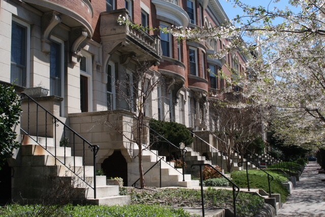 Exterior - 2935 N Charles St