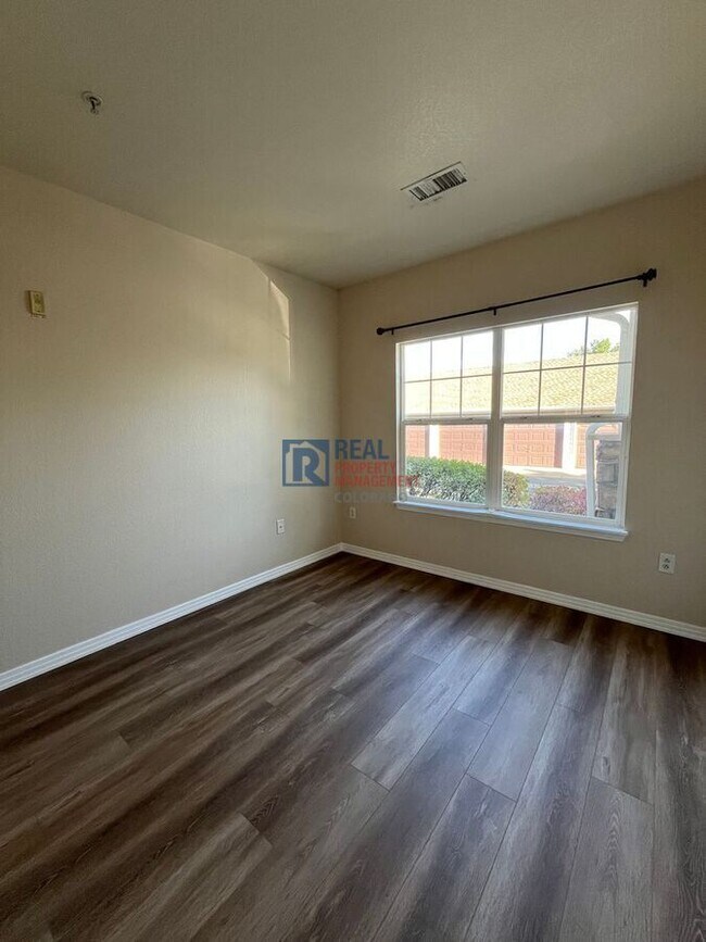 Building Photo - 9591 Pearl Cir