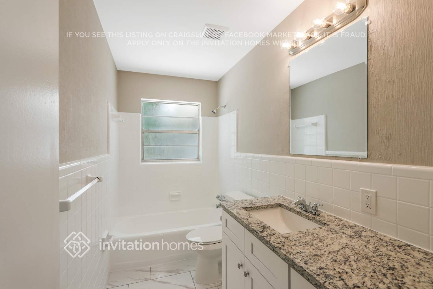 Building Photo - 3944 Porpoise Dr SE