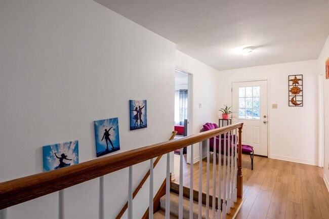 Building Photo - 10903 Chateau Hill