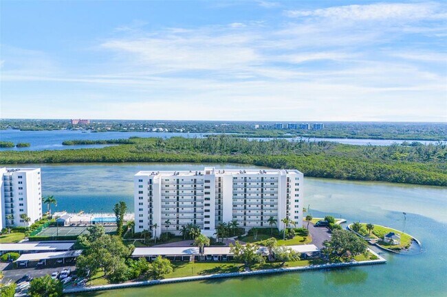 Building Photo - 9397 Midnight Pass Rd