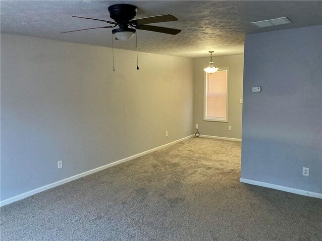 Building Photo - 625 Baron Dr
